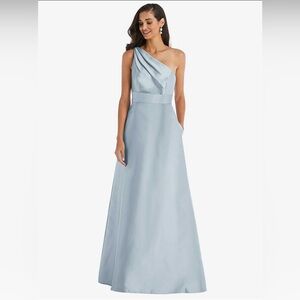 ALFRED SUNG DRAPED ONE-SHOULDER SATIN MAXI DRESS WITH POCKETS IN MIST & MIST